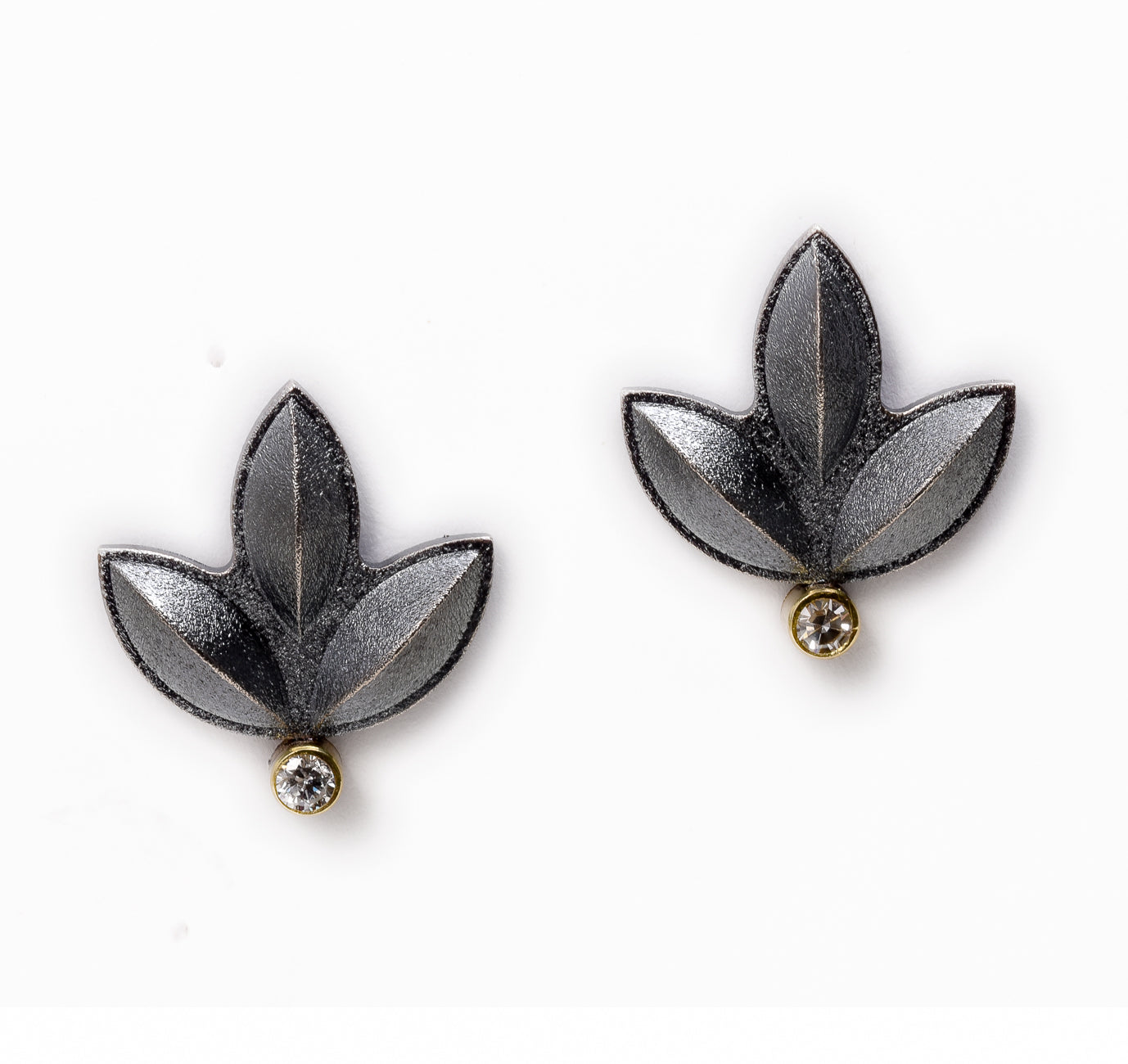Sweet Pea Studs with Diamond