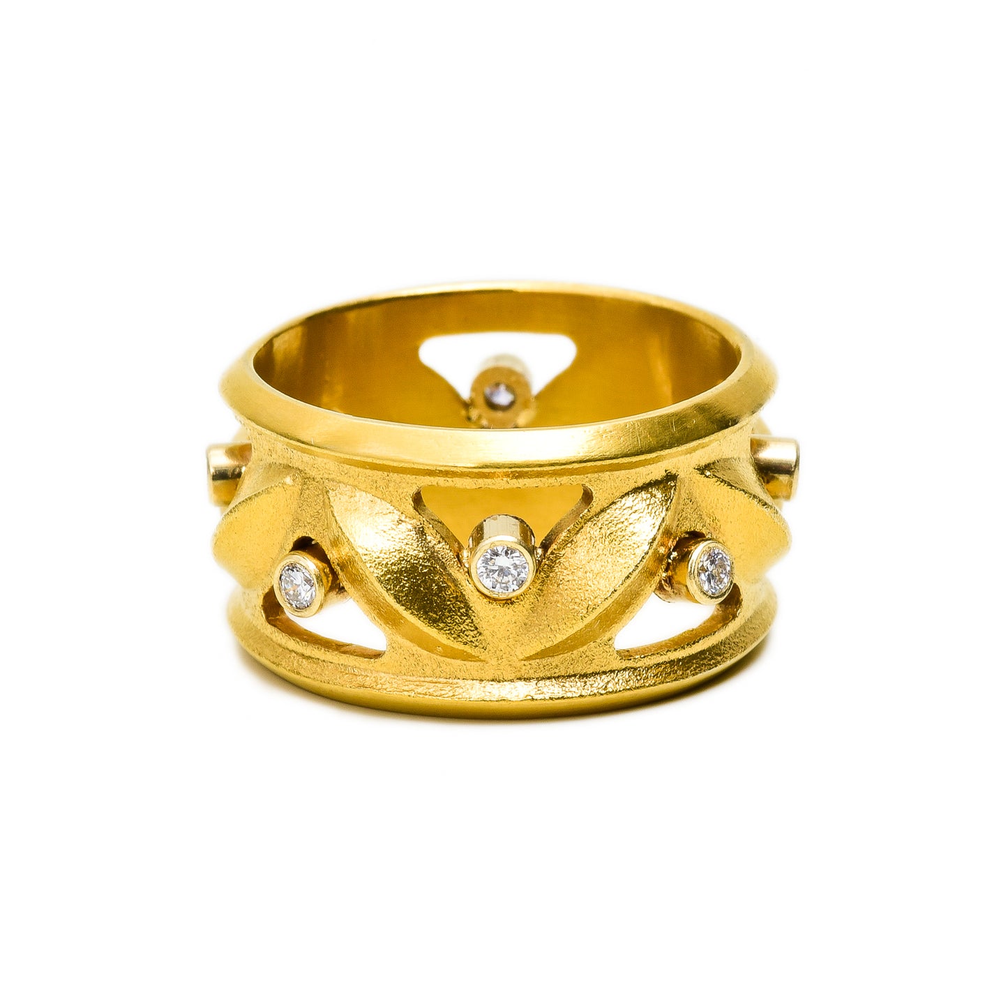 Sweet Pea Ring ~ 18K Gold with Diamonds