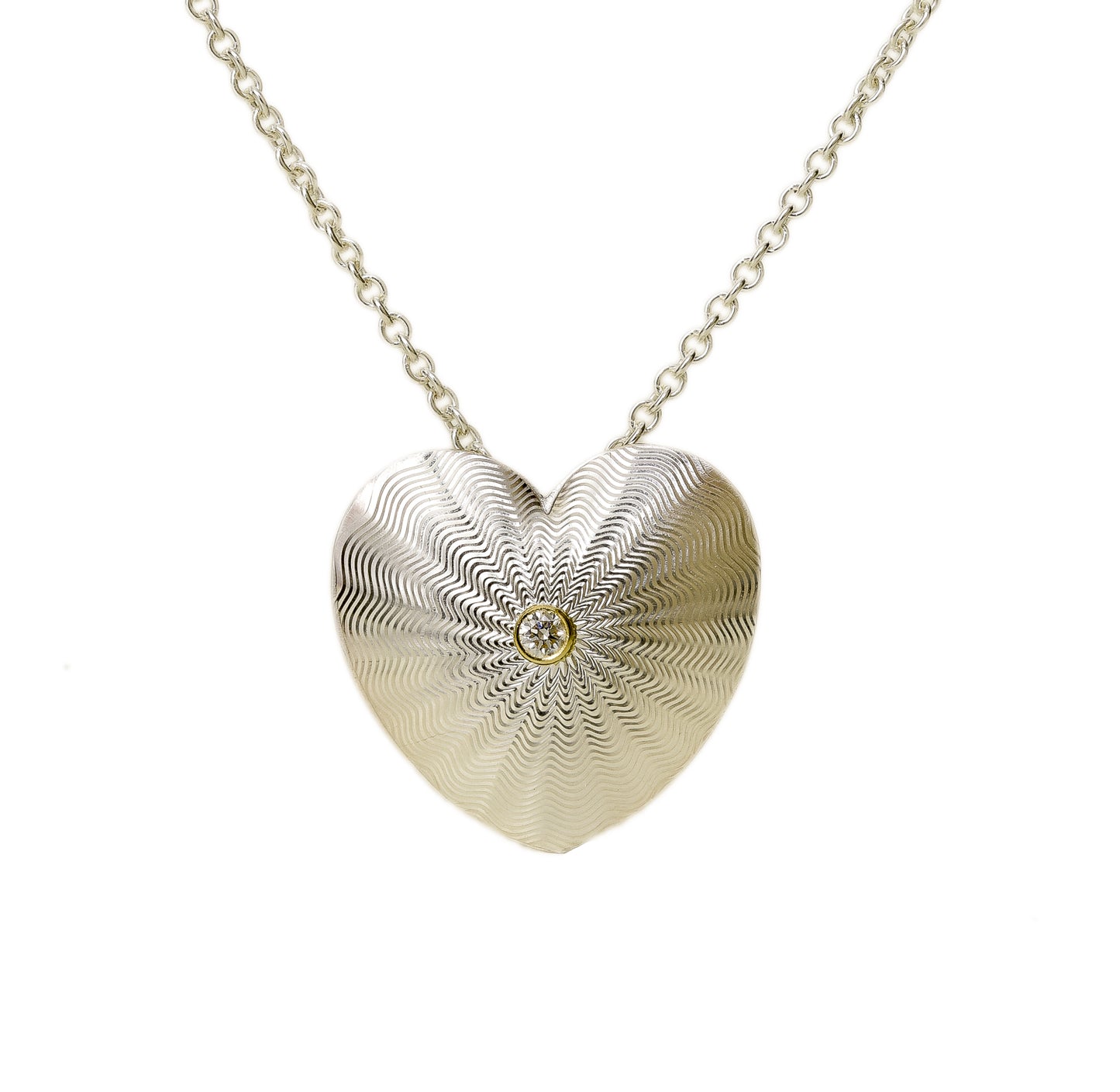 Guilloche Heart Pendant with Diamond