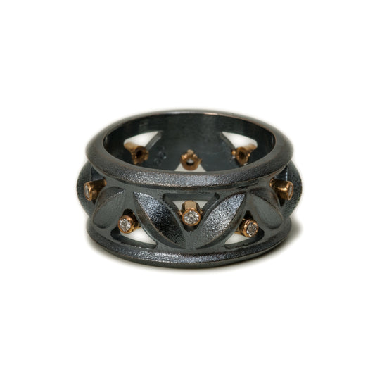 Sweet Pea Ring ~ Oxidized with Diamonds