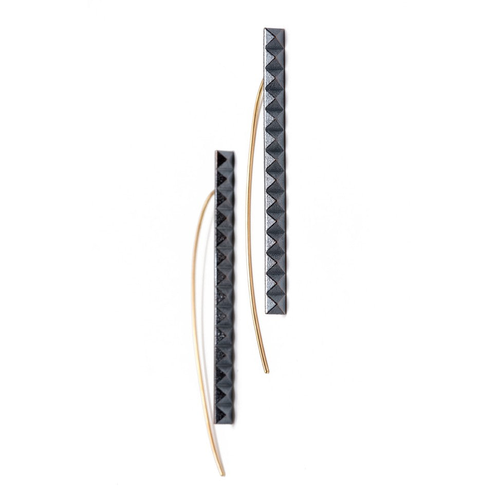 Maria Samora - Pyramid Bar Earrings