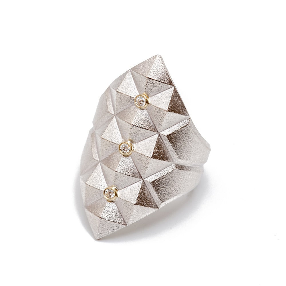Maria Samora - Pyramid Ring with Diamonds