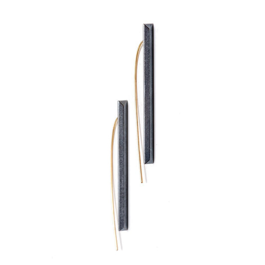 Maria Samora - Straight Pyramid Bar Earrings
